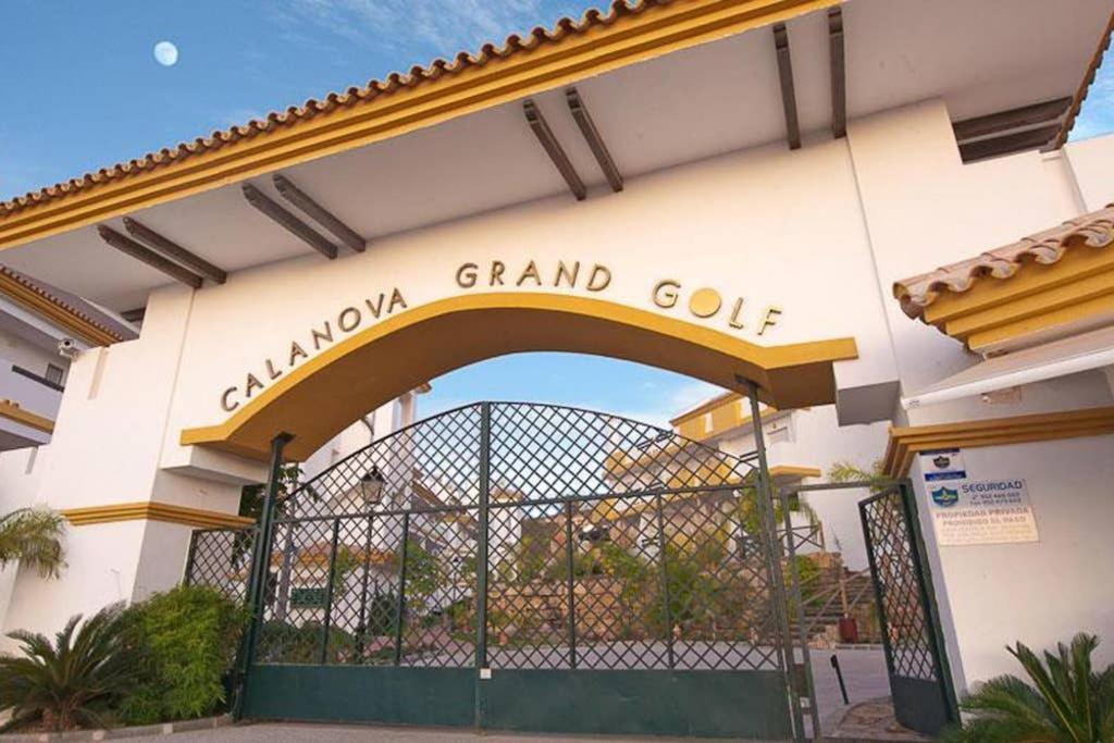 El Casa Blanca - Golf Resort In 라칼라데미야스 외부 사진