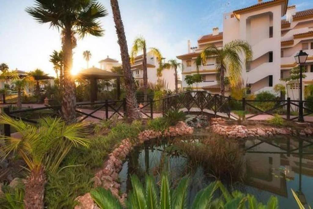 El Casa Blanca - Golf Resort In 라칼라데미야스 외부 사진